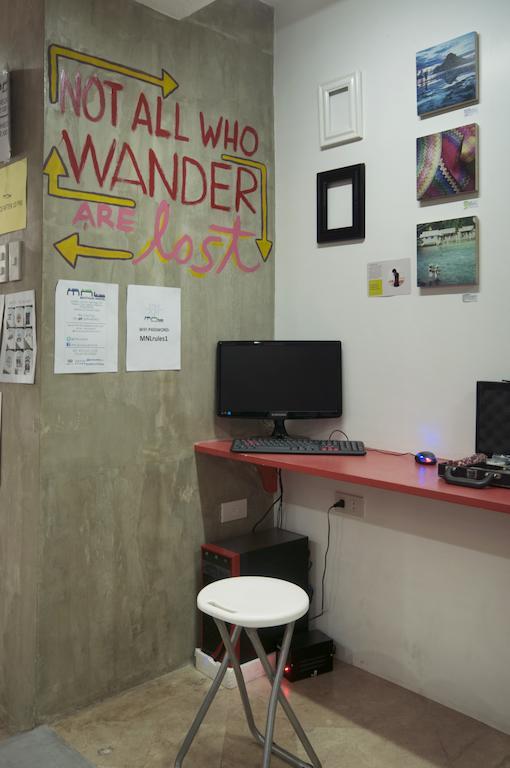 Mnl Boutique Hostel Makati City Exterior photo